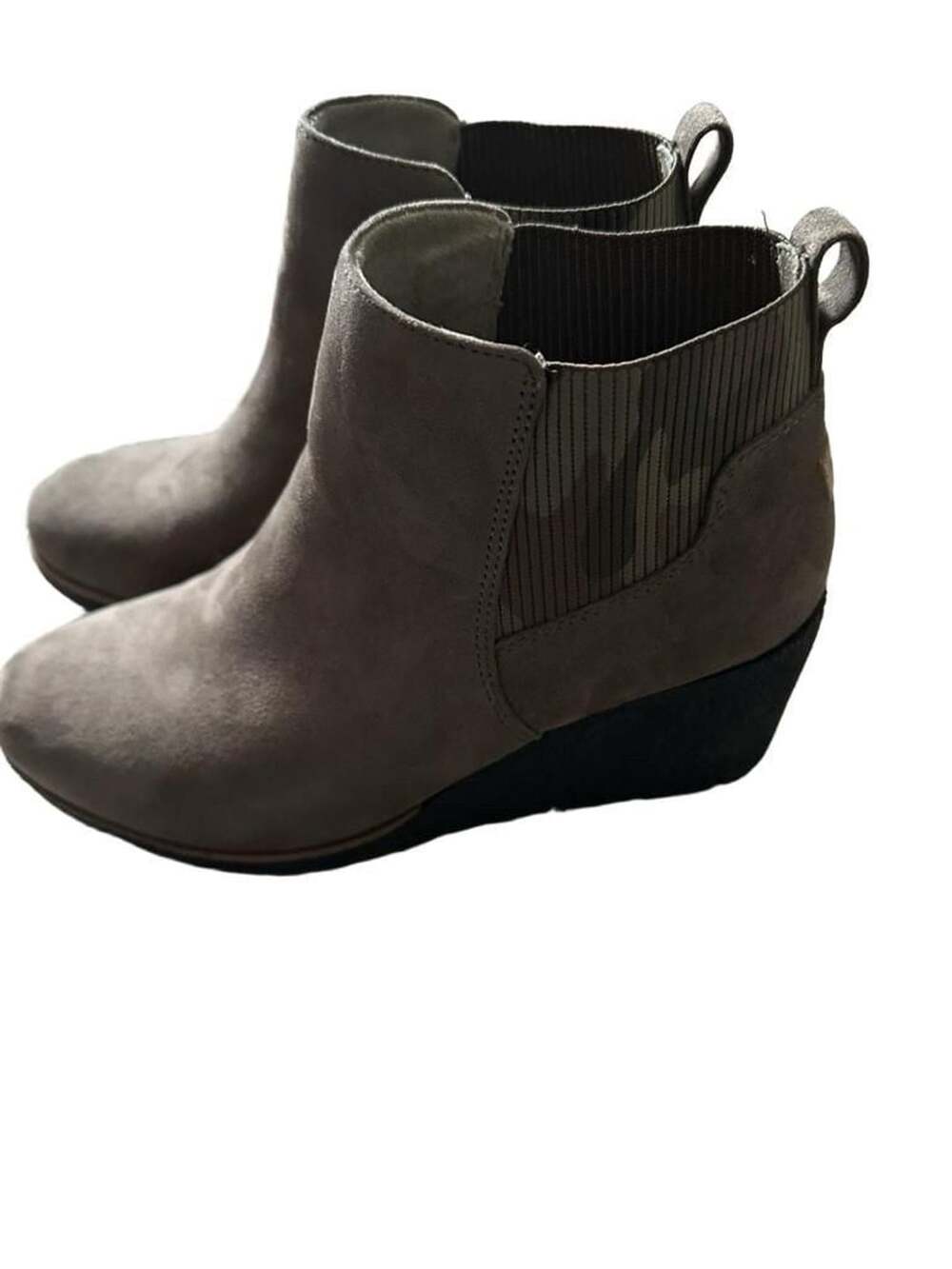 Dr. Scholl's Shoes Lean In Women's Green With Army Fatigue Wedge Ankle Bootie 9M